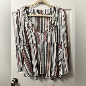 Altar’d State Womens Medium Top